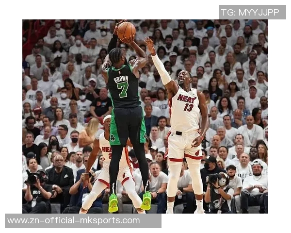 网记：泰瑞斯马丁与杰伦威尔逊争夺最后一席大名单资格