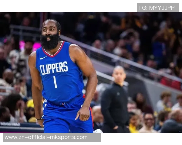 哈登半场表现分析：8投3中斩获9分5助攻三分命中率提升正负值为4