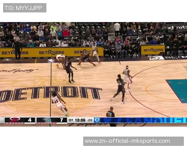 鲍威尔分析进攻困境：对手防守策略升级我队配合与跑动需加强