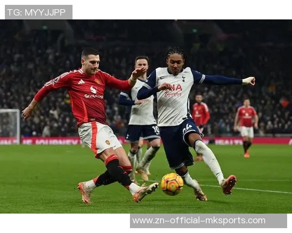 詹俊点评曼联逆转热刺展现斗志热刺换人策略下半场效果显著