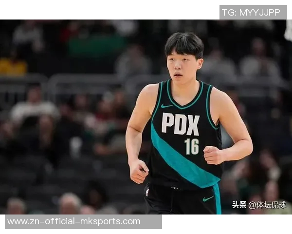 拓媒寄语杨瀚森希望他能像克林根一样勇猛冲击对手展现实力 拓媒寄语杨瀚森希望他能像克林根一样勇猛冲击对手展现实力